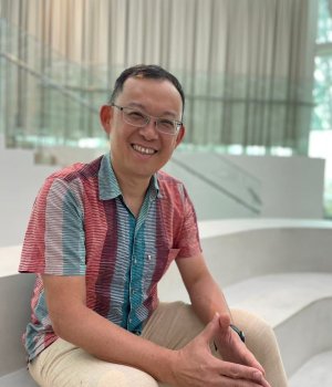 Dr. Mumin Chen Dr. Mumin Chen